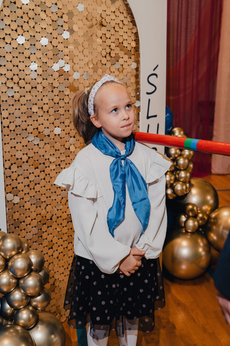 2025-10-17 pasowanie pierwszakow (182)