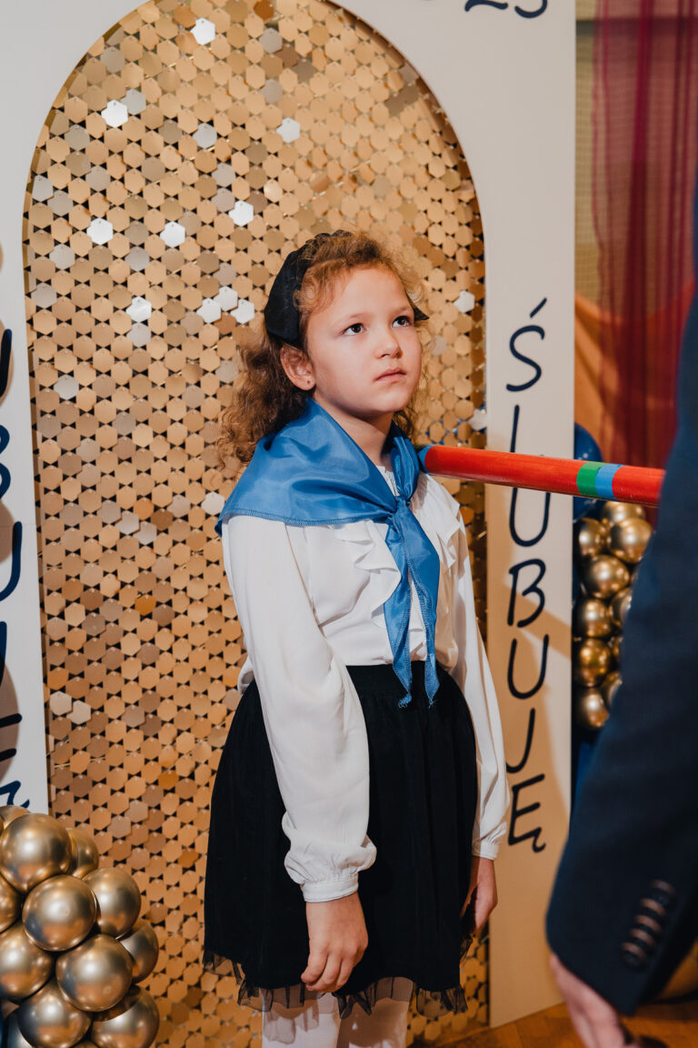 2025-10-17 pasowanie pierwszakow (197)