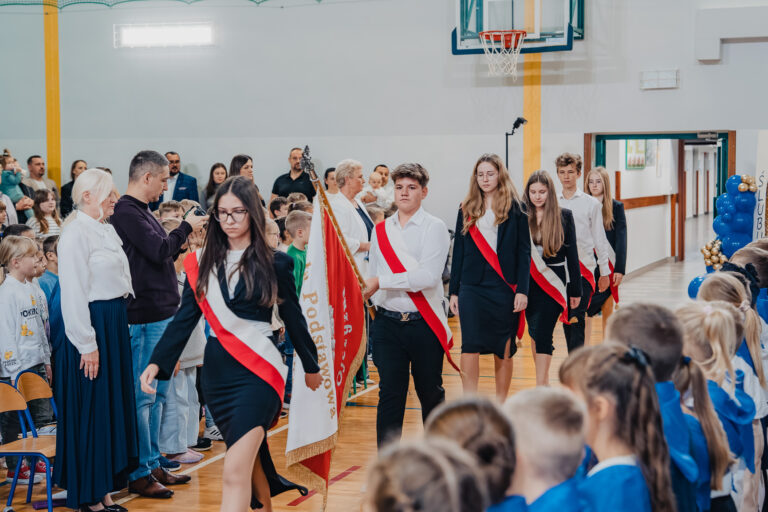 2025-10-17 pasowanie pierwszakow (25)