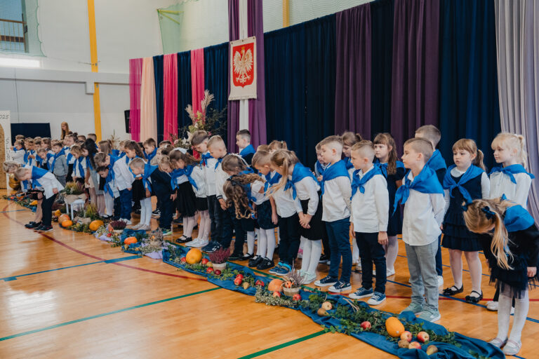 2025-10-17 pasowanie pierwszakow (250)