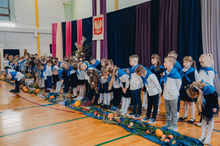 2025-10-17 pasowanie pierwszakow (251)