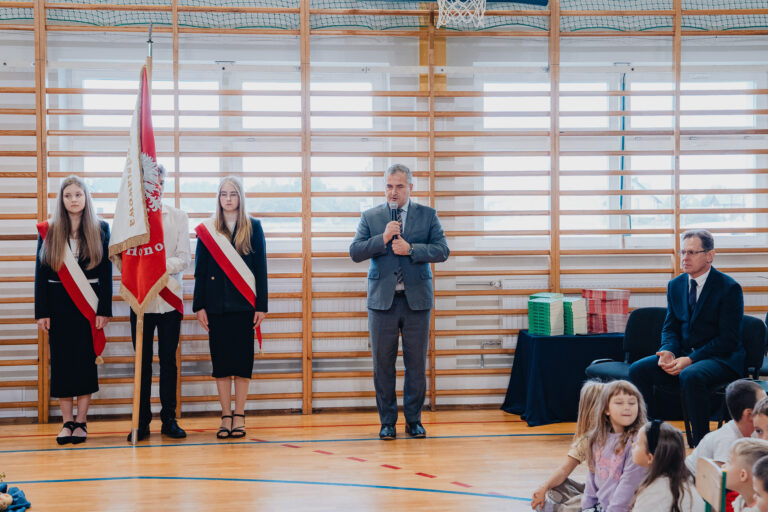 2025-10-17 pasowanie pierwszakow (255)