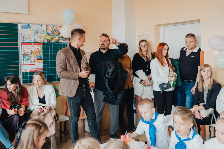 2025-10-17 pasowanie pierwszakow (283)