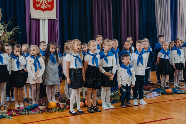 2025-10-17 pasowanie pierwszakow (3)