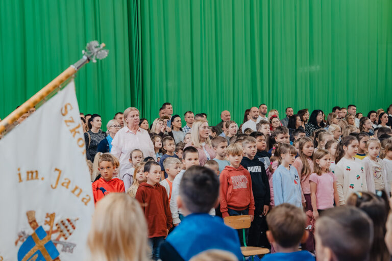 2025-10-17 pasowanie pierwszakow (31)