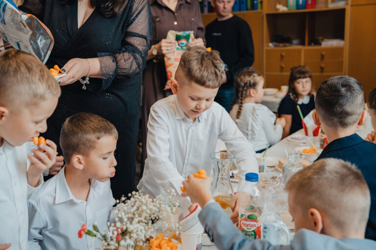 2025-10-17 pasowanie pierwszakow (333)