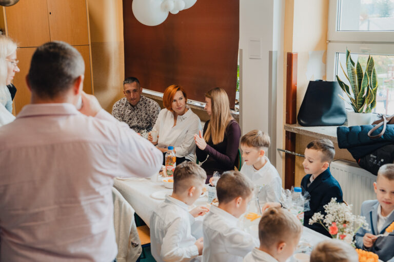 2025-10-17 pasowanie pierwszakow (346)