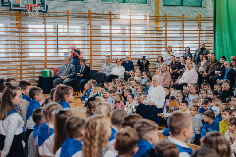 2025-10-17 pasowanie pierwszakow (36)