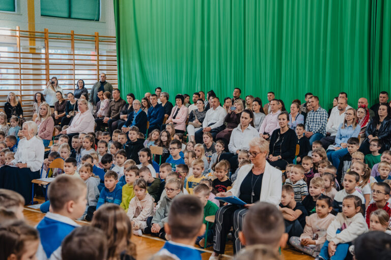 2025-10-17 pasowanie pierwszakow (38)