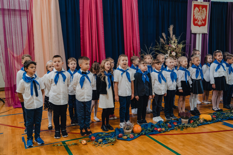 2025-10-17 pasowanie pierwszakow (43)