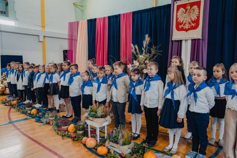 2025-10-17 pasowanie pierwszakow (64)