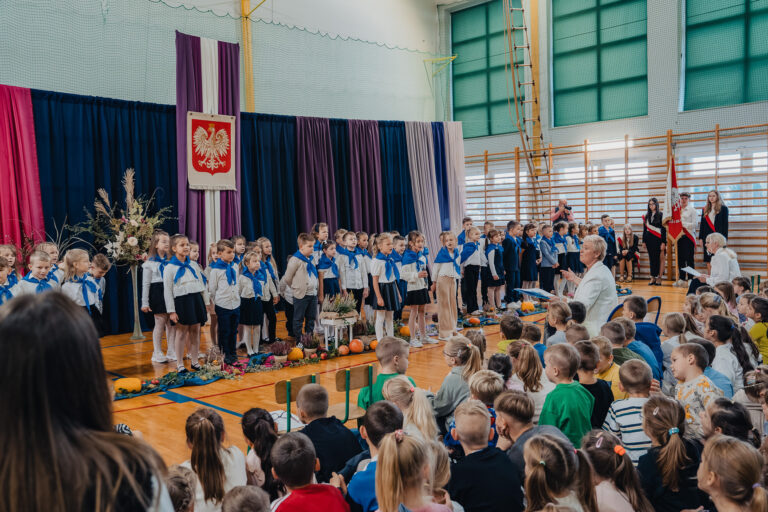 2025-10-17 pasowanie pierwszakow (86)